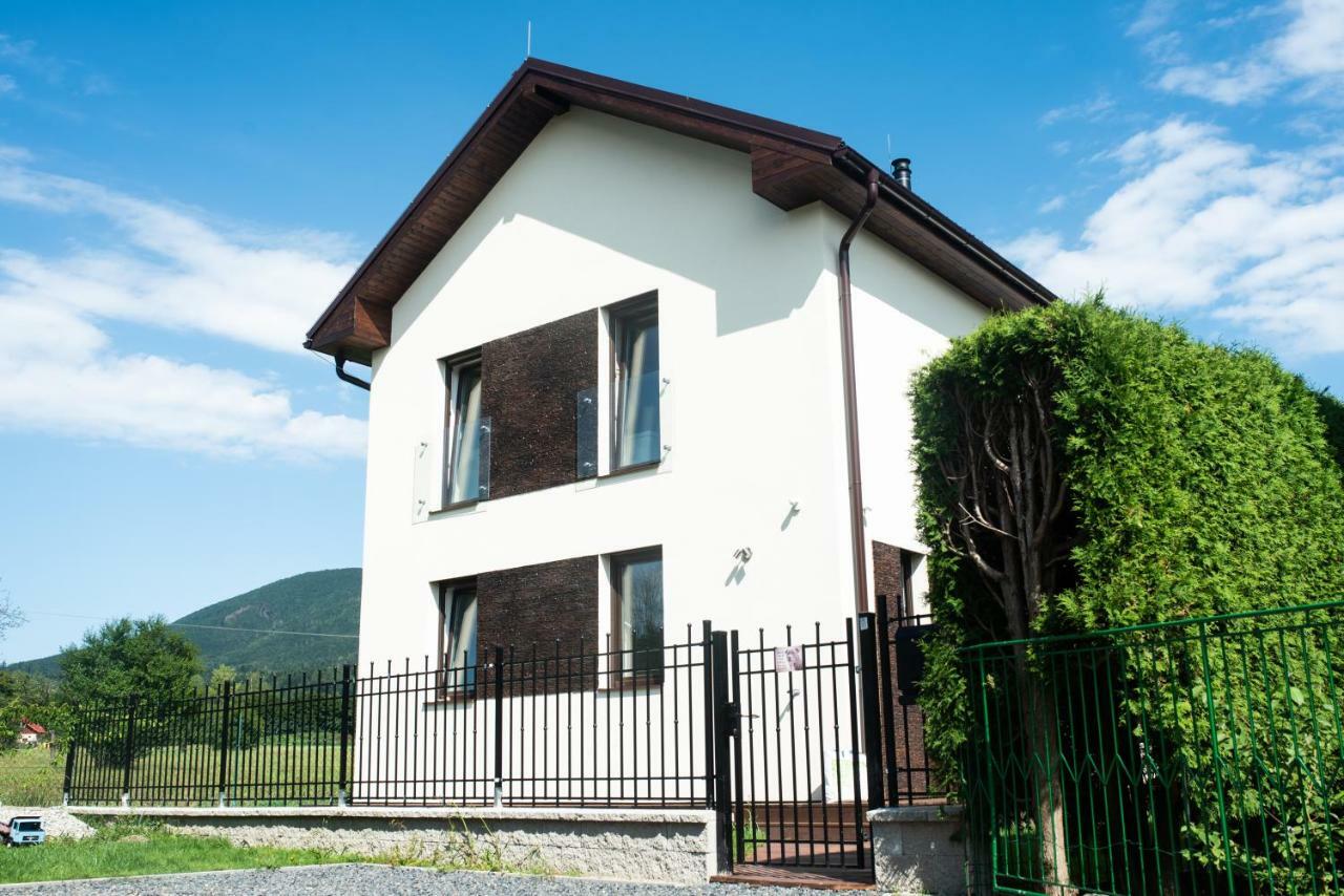 Vila Pod Cernou Horou Roznov pod Radhostem Exterior photo